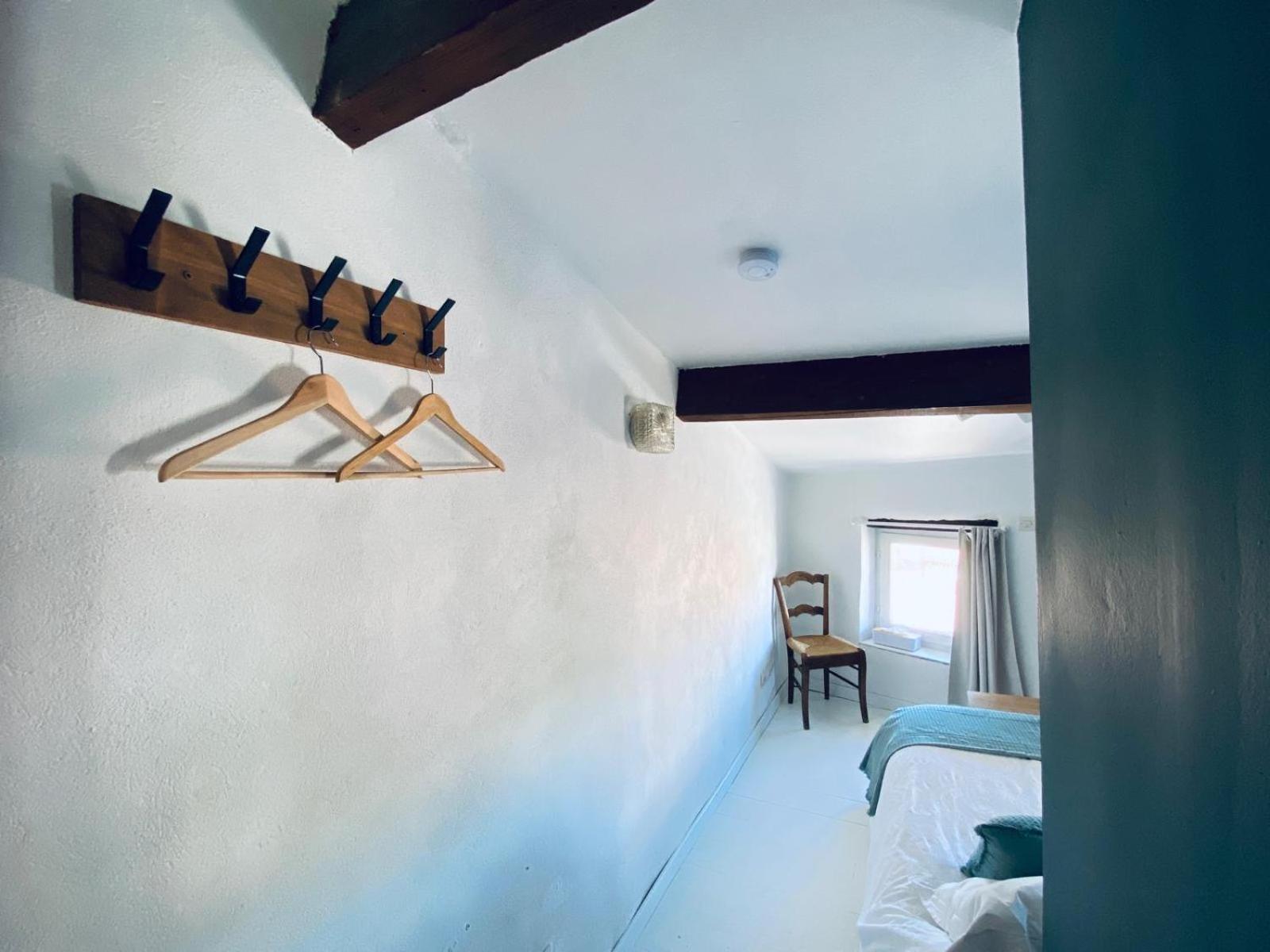 Hotel Le Pied De La Lettre Grignan Zimmer foto
